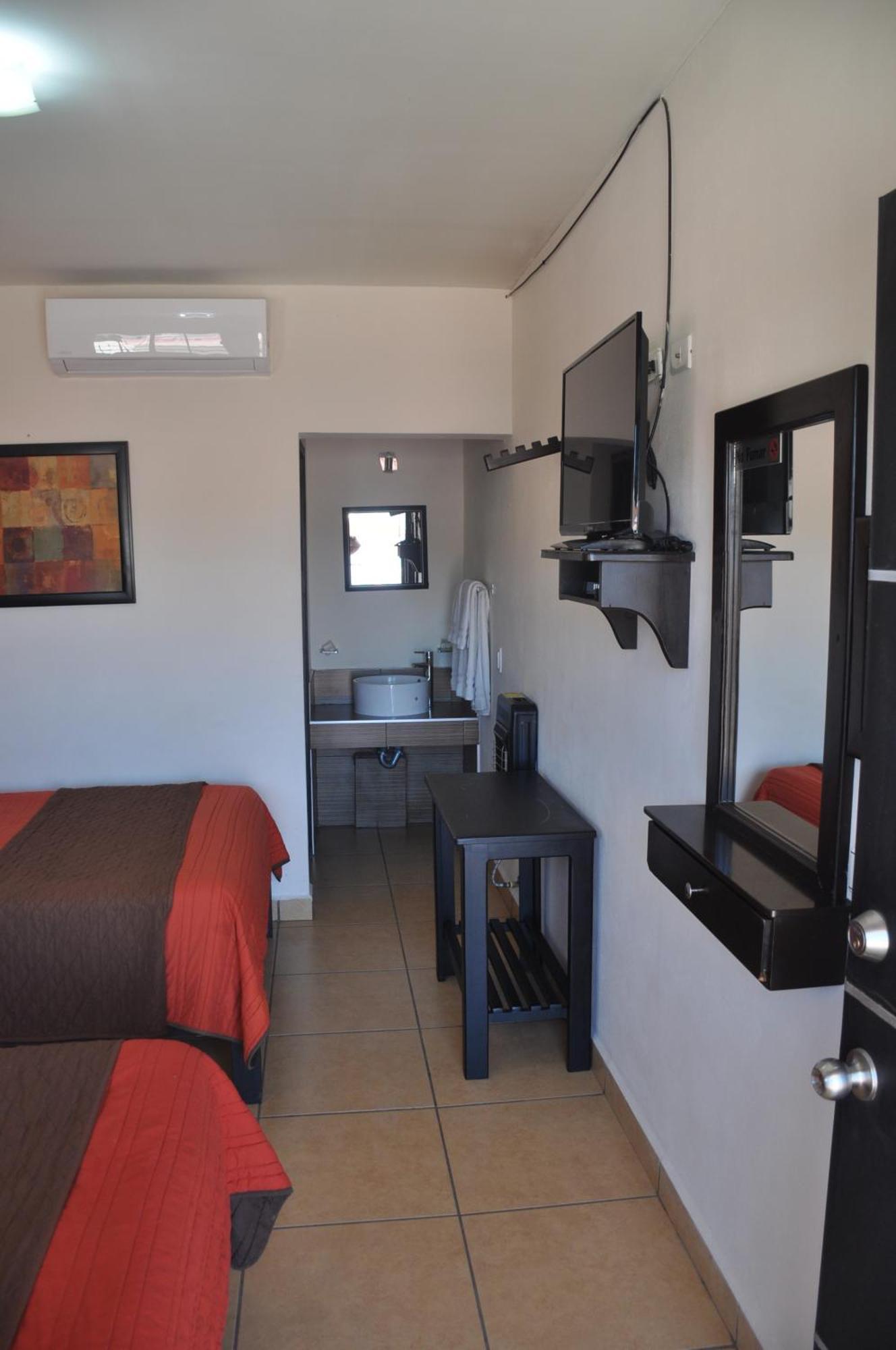 Hotel Los Valles Creel Exterior photo